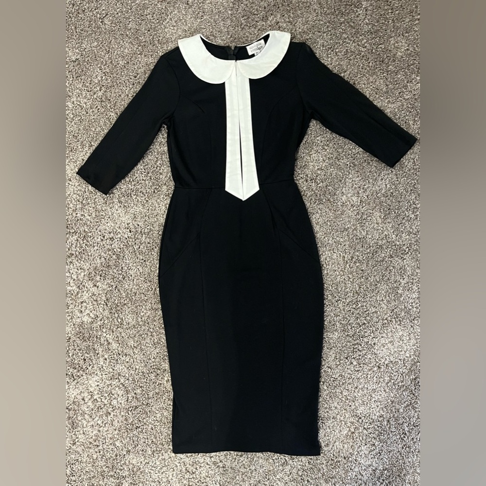 Unique Vintage Collared Wiggle Dress - Black